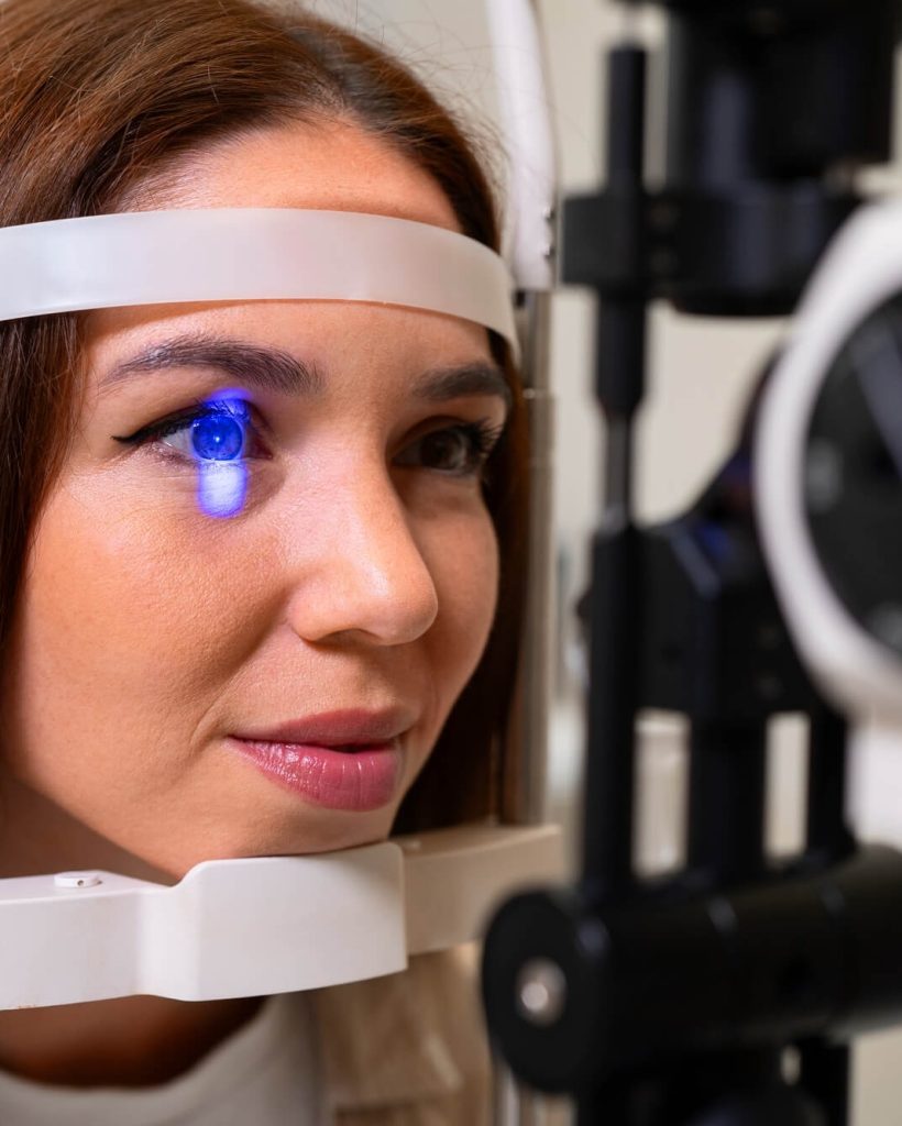 side-view-woman-getting-her-eyes-checked(1)